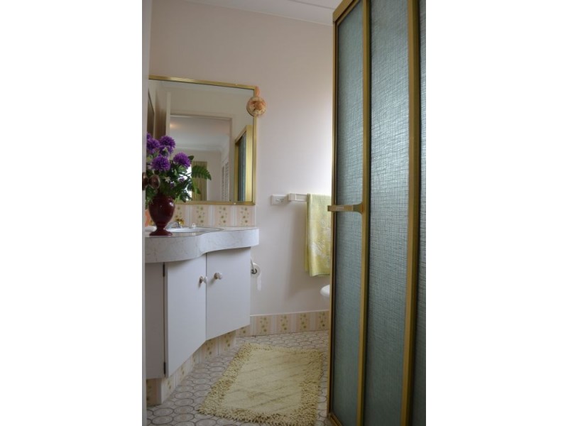 72 Discovery Dve, Helensvale QLD 4212