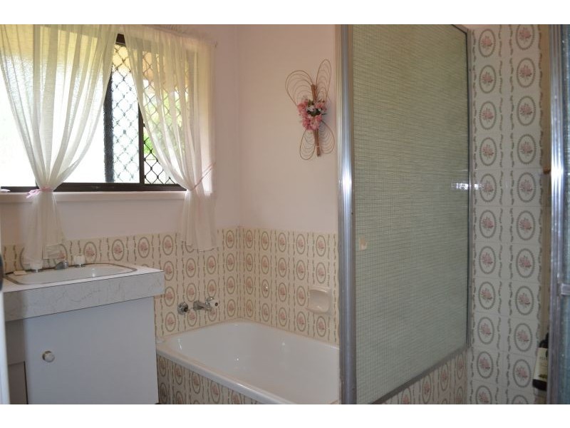 72 Discovery Dve, Helensvale QLD 4212