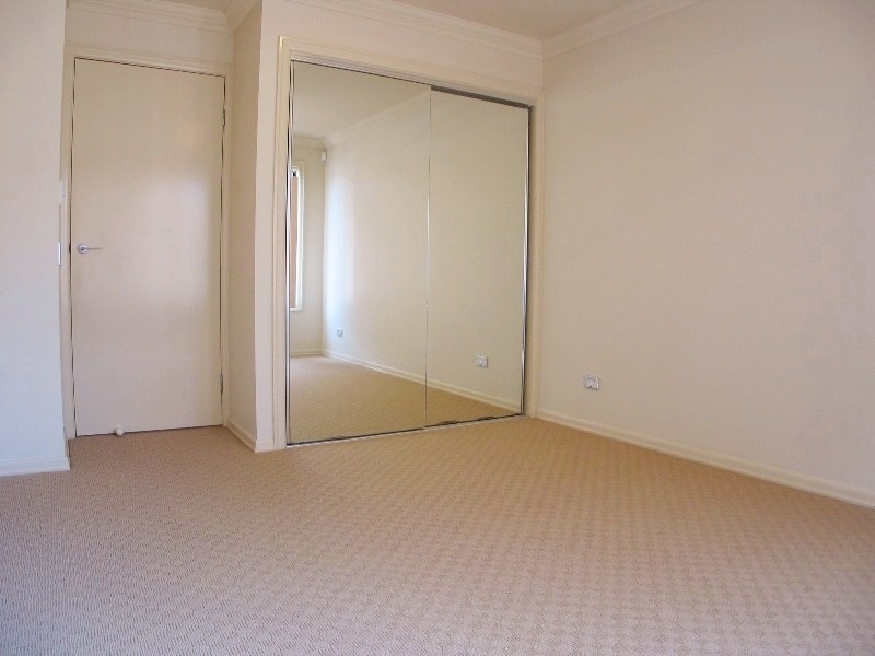 25/7 Elliott Street, Surfers Paradise QLD 4217