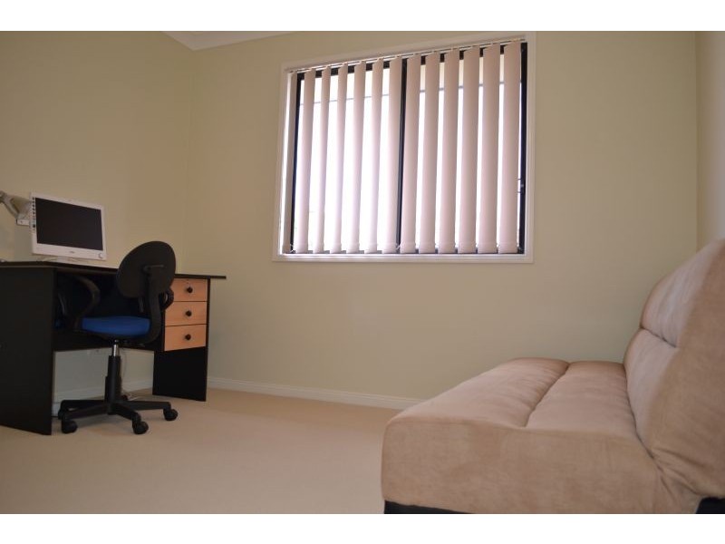16B Abbey Rose Way, Nerang QLD 4211