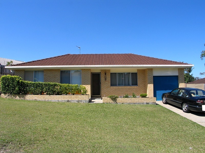 33 Pappas Way, Carrara QLD 4211
