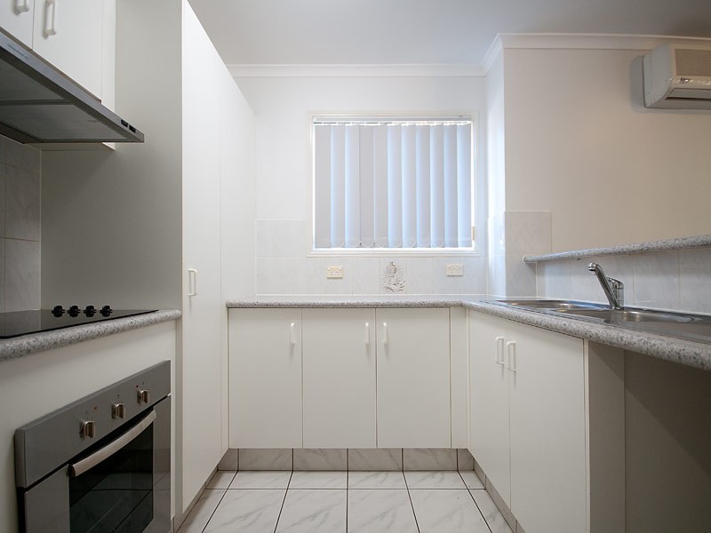 76/102 Alexander Drive, Highland Park QLD 4211