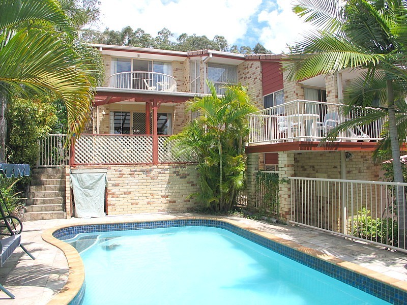 15 Foxhill Court, Carrara QLD 4211