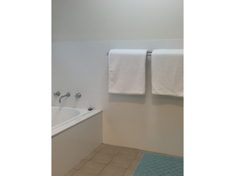 9 The Patio, Tamworth NSW 2340