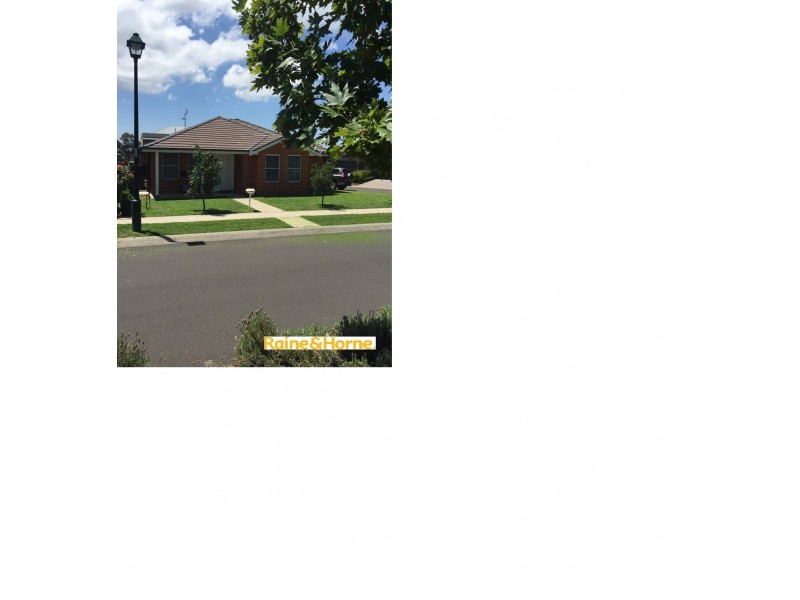 9 The Patio, Tamworth NSW 2340