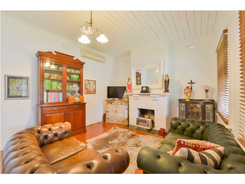 57 Upper Street, Tamworth NSW 2340