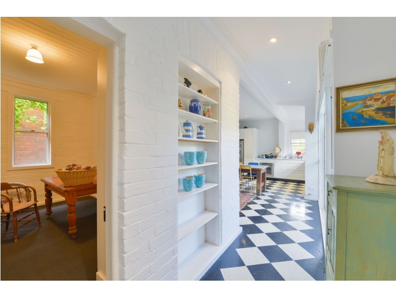 57 Upper Street, Tamworth NSW 2340