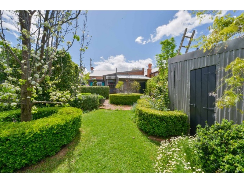 57 Upper Street, Tamworth NSW 2340