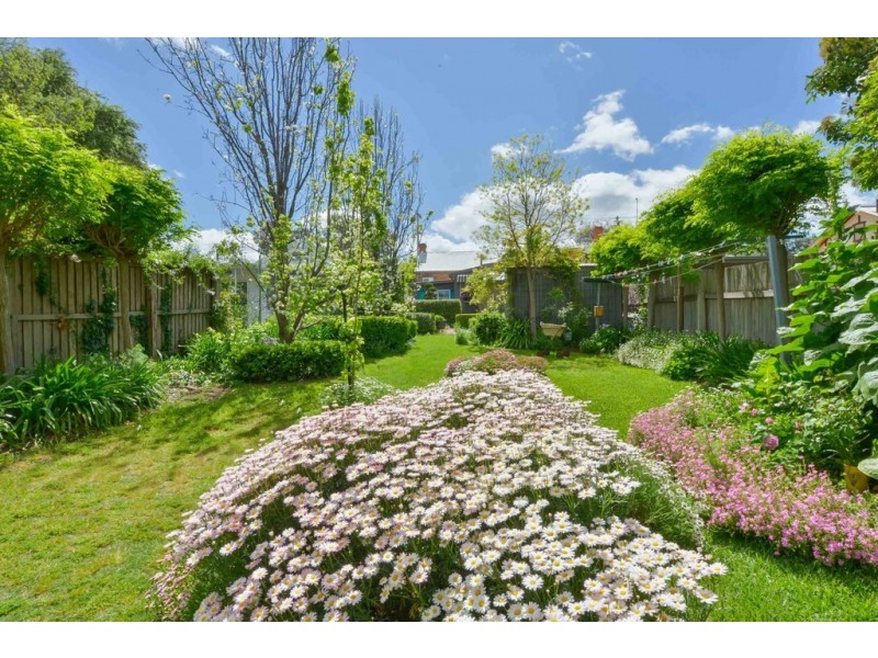 57 Upper Street, Tamworth NSW 2340