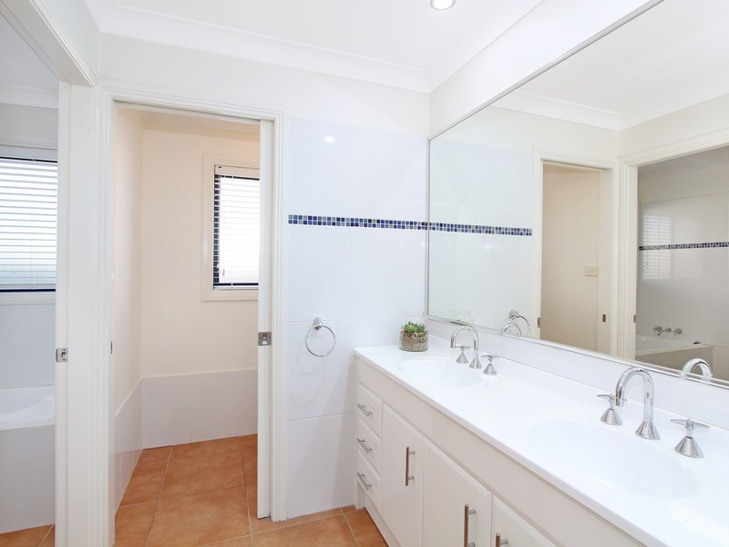 26 The Retreat, Tamworth NSW 2340