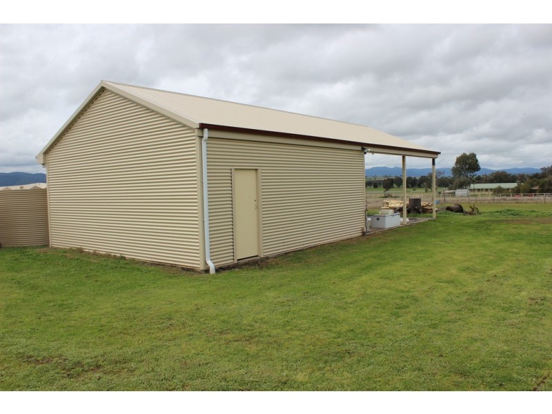 42-48 Spains Lane, Tamworth NSW 2340