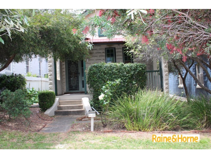 63 Darling Street, Tamworth NSW 2340