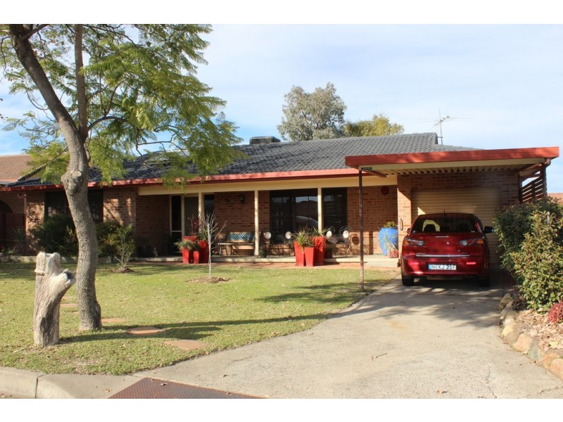 3 Kurrajong Street, Tamworth NSW 2340