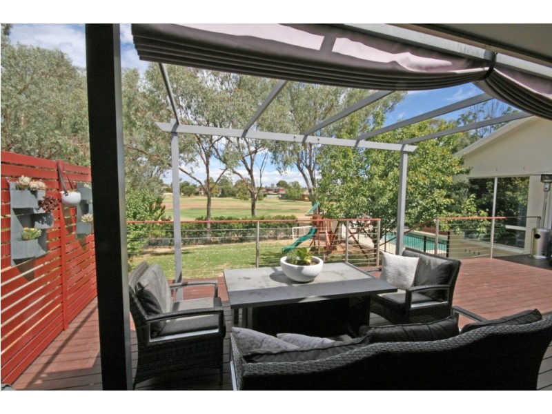 39 Banjos Circuit, Tamworth NSW 2340