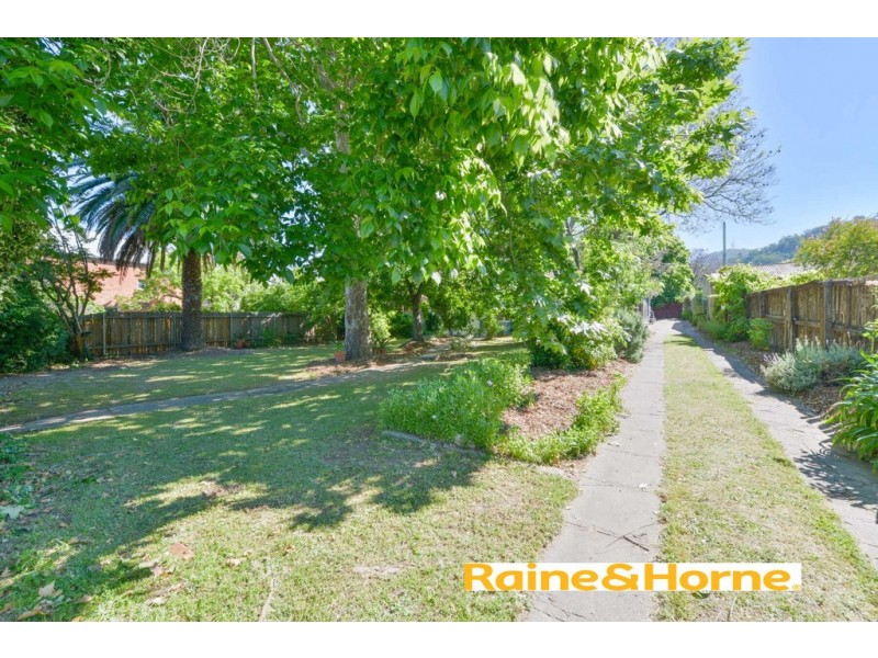 70 Napier Street, Tamworth NSW 2340