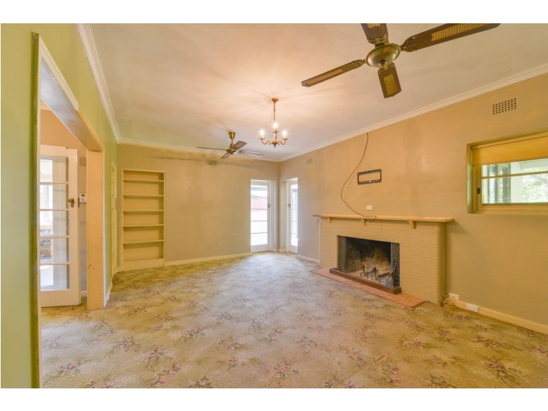 70 Napier Street, Tamworth NSW 2340