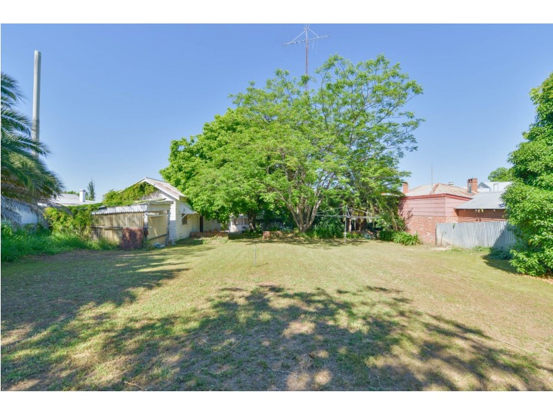 70 Napier Street, Tamworth NSW 2340