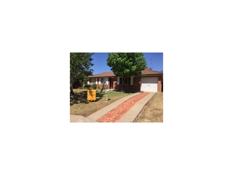 6 Mayne Drive, Tamworth NSW 2340