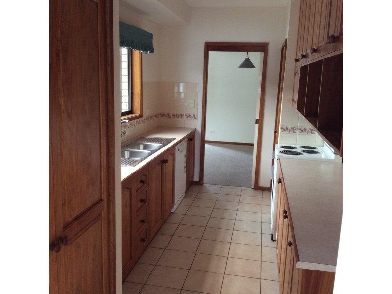 11 Gidgee Street, Tamworth NSW 2340