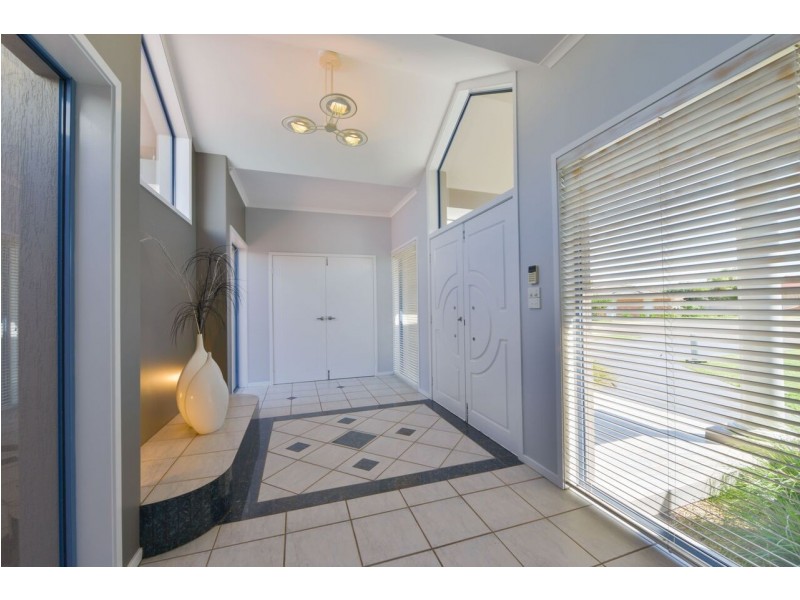 15 Glen Alpha Close, Tamworth NSW 2340