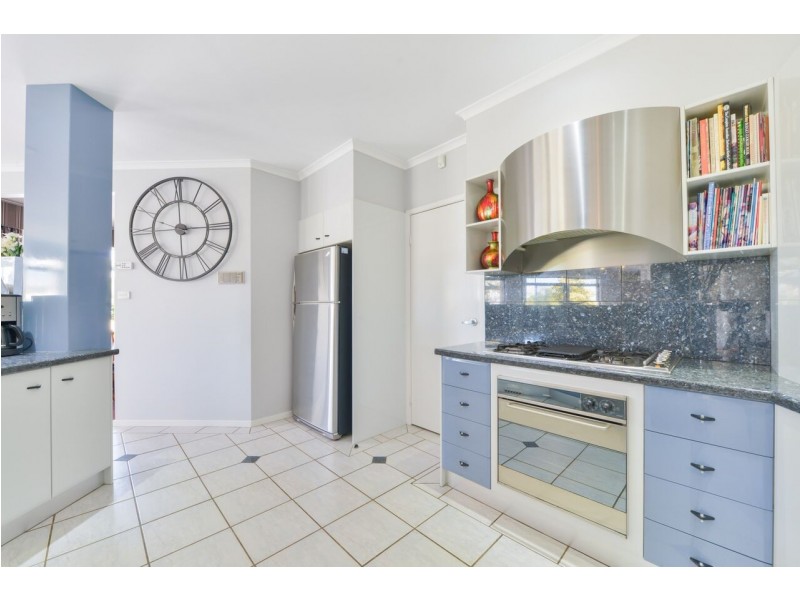 15 Glen Alpha Close, Tamworth NSW 2340