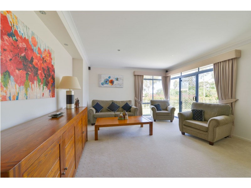 15 Glen Alpha Close, Tamworth NSW 2340