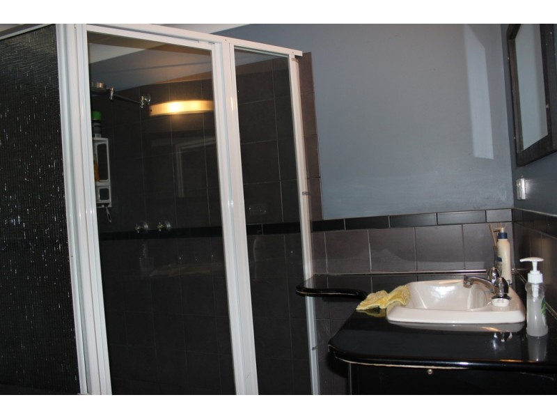 ‘Iona’ 58-60 Nundle Road, Woolomin NSW 2340