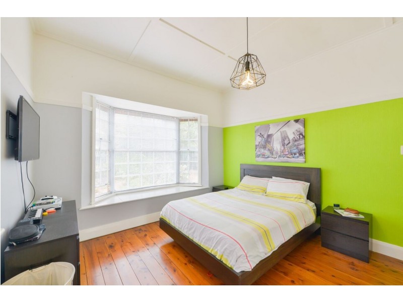 131 Upper Street, Tamworth NSW 2340