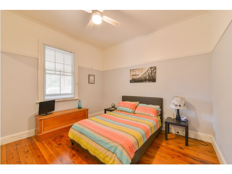 131 Upper Street, Tamworth NSW 2340