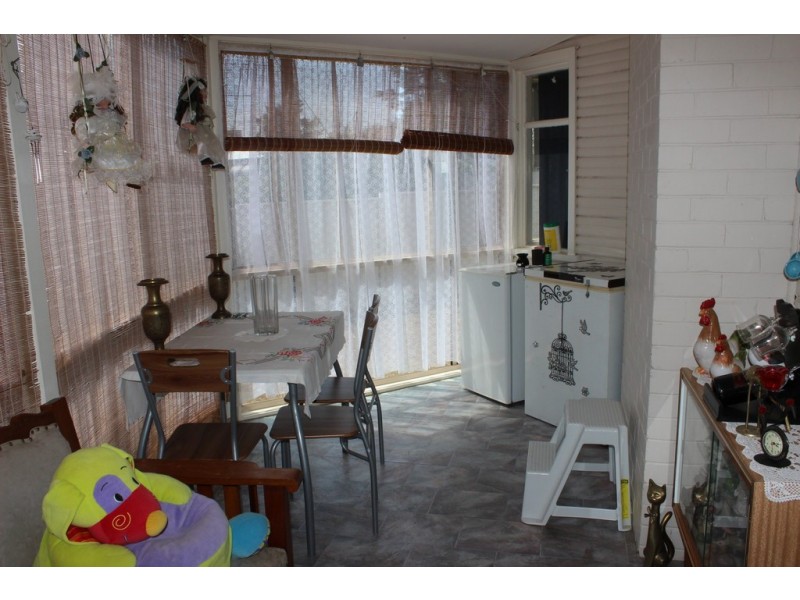 61 Robert Street, Tamworth NSW 2340