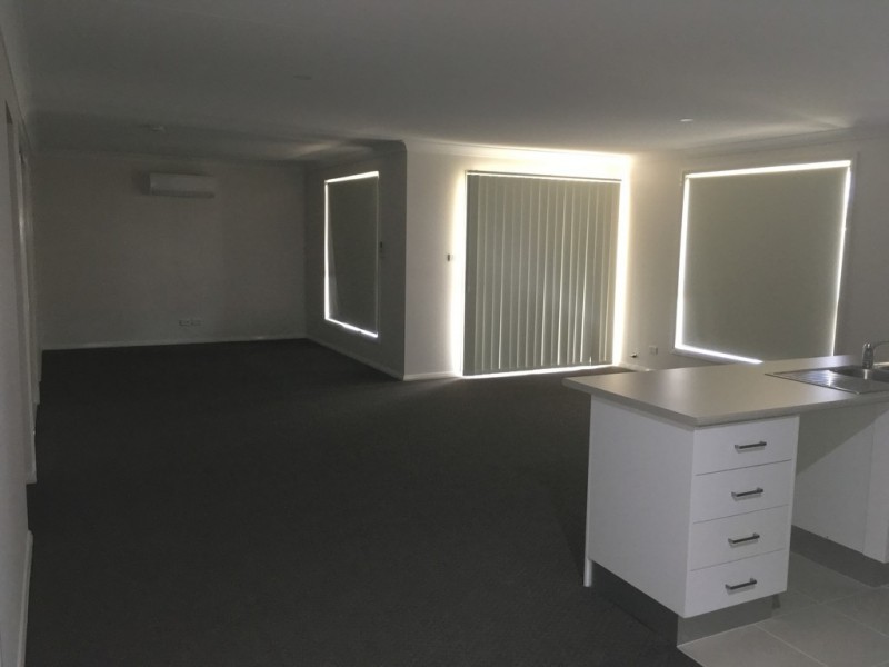 24 Flemming Cres, Tamworth NSW 2340