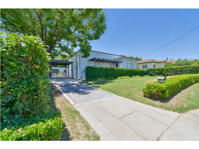 26 Dowell Avenue, Tamworth NSW 2340