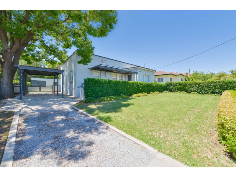 26 Dowell Avenue, Tamworth NSW 2340