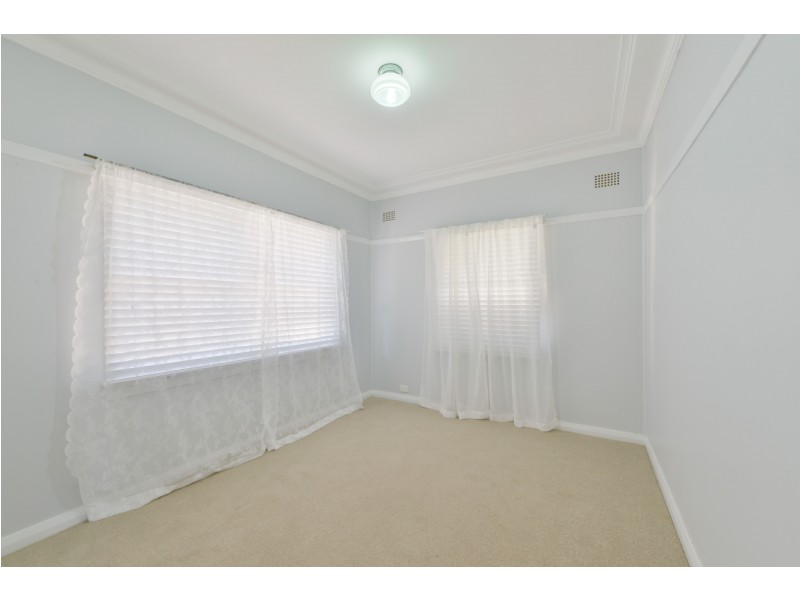 21 Golf Street, Tamworth NSW 2340