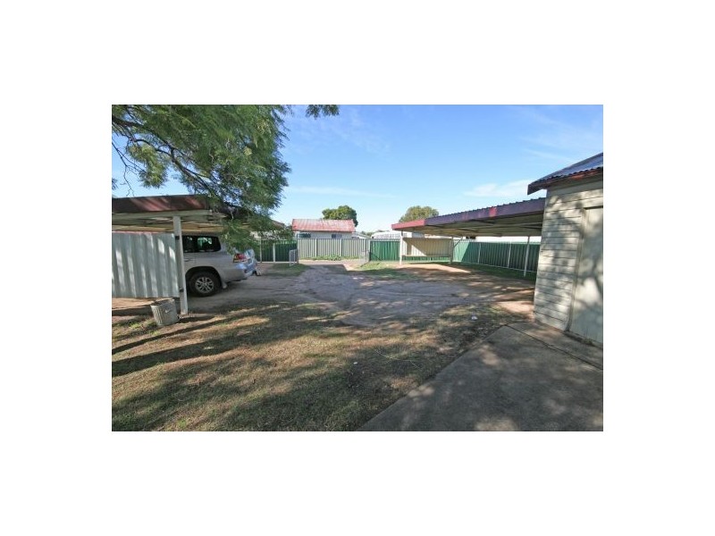 3 Hillvue Road, Tamworth NSW 2340