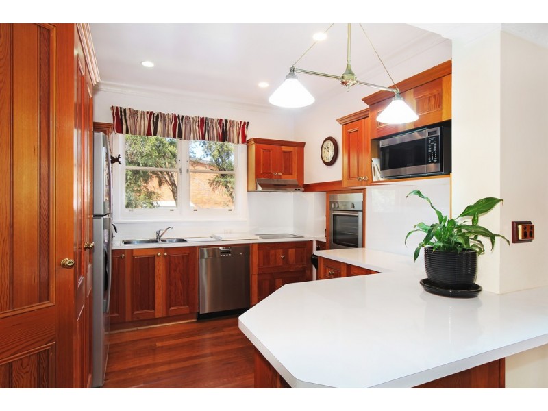 81 Carthage Street, Tamworth NSW 2340