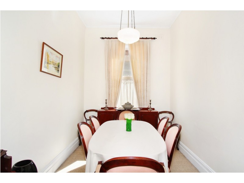 81 Carthage Street, Tamworth NSW 2340