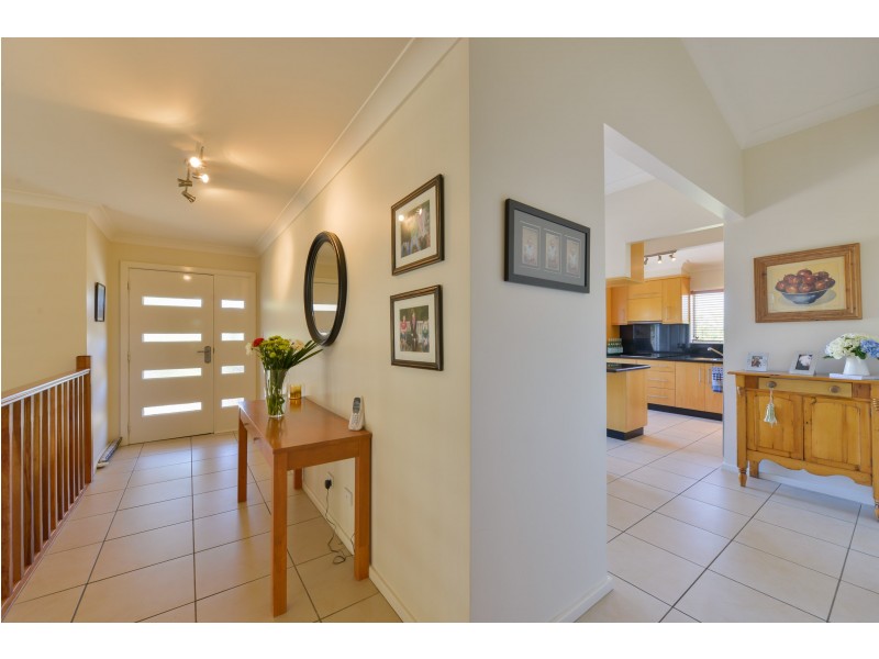 12 Bushland Ave, Tamworth NSW 2340