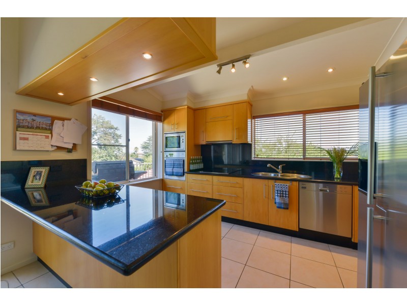 12 Bushland Ave, Tamworth NSW 2340