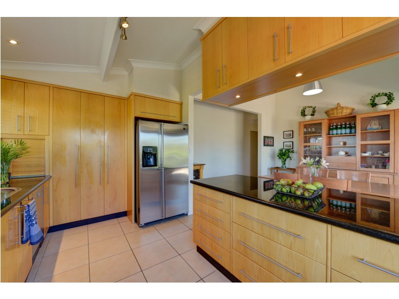 12 Bushland Ave, Tamworth NSW 2340