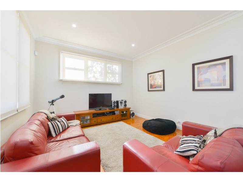 77 Carthage Street, Tamworth NSW 2340