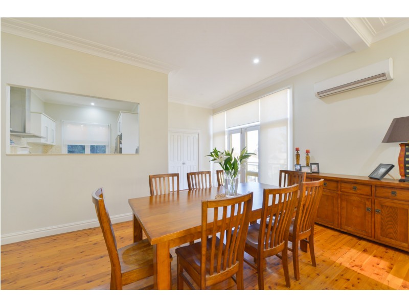 77 Carthage Street, Tamworth NSW 2340