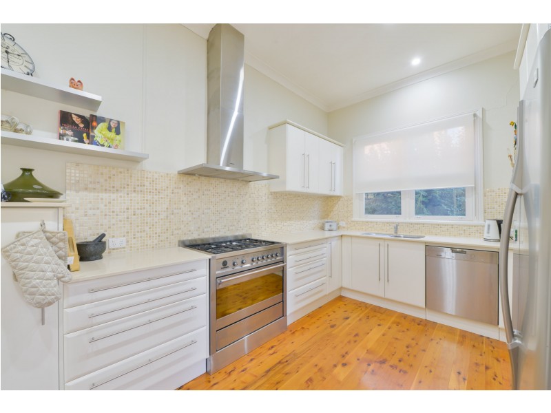 77 Carthage Street, Tamworth NSW 2340