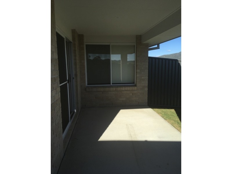 10B Barber Street, Kootingal NSW 2352