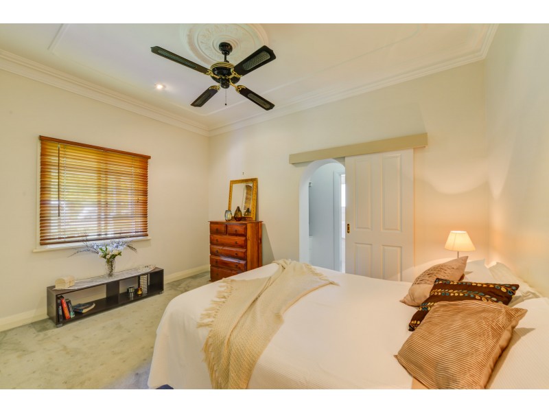 77 Upper street, Tamworth NSW 2340