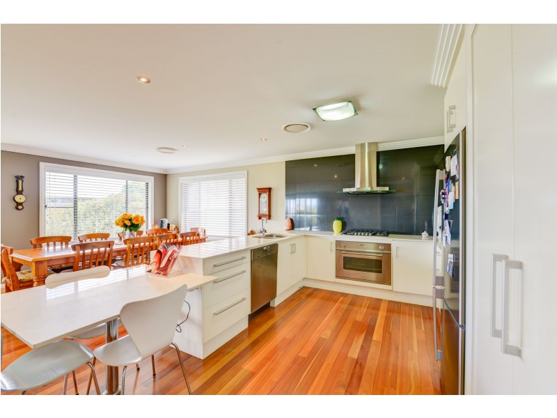 5 The Heights, Tamworth NSW 2340