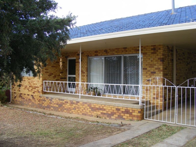 35 Bell Street, Tamworth NSW 2340