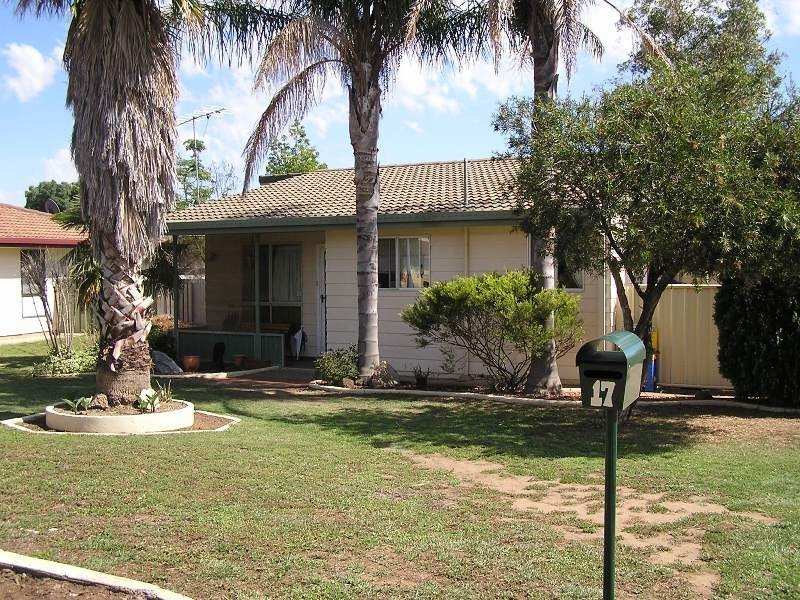 17 Kenny Drive, Tamworth NSW 2340