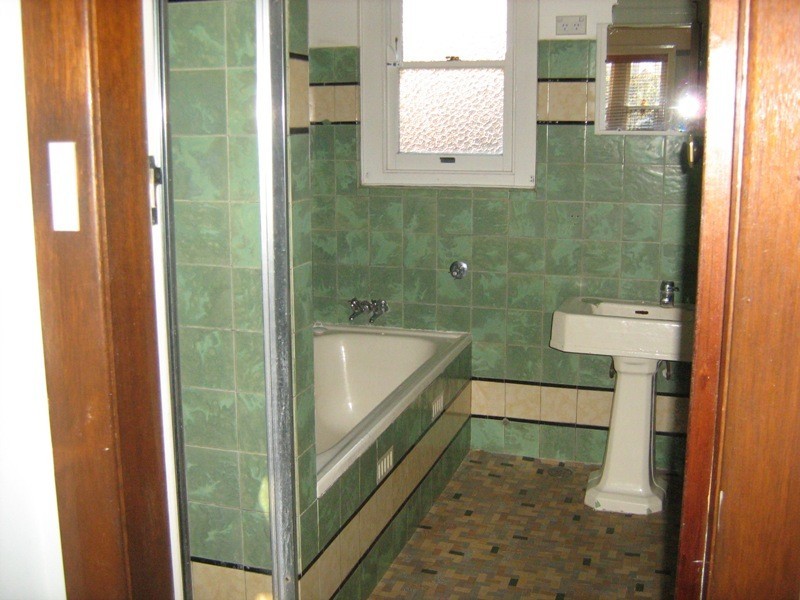 87 Rawson Ave, Tamworth NSW 2340