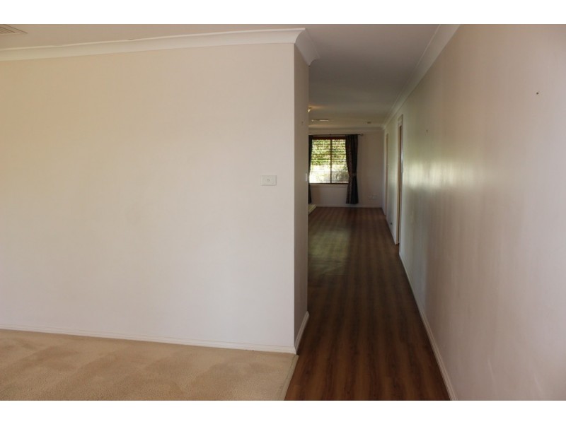 3 Nardoo Place, Tamworth NSW 2340